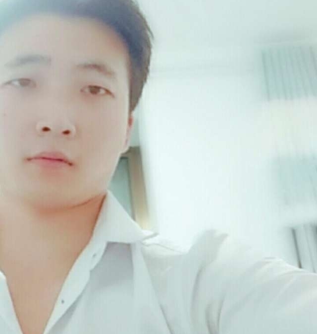 华英雄的第一张照片--肥东认干亲服务网